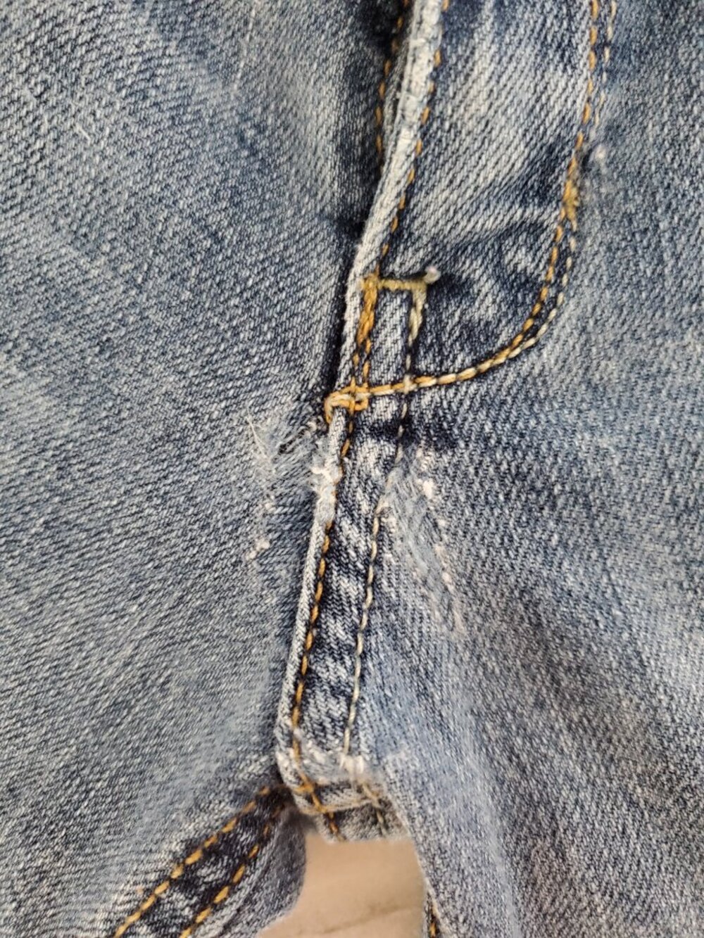 Hollister Jeans - Picture 13 of 16